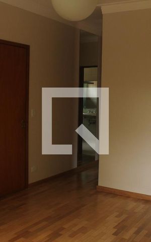 Casa à venda com 350m², 4 quartos e 4 vagasSuíte