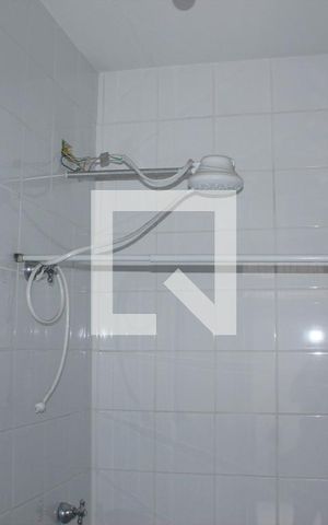 Casa à venda com 350m², 4 quartos e 4 vagasBanheiro de serviço