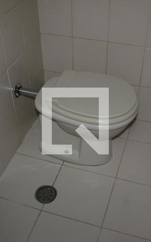 Casa à venda com 350m², 4 quartos e 4 vagasLavabo