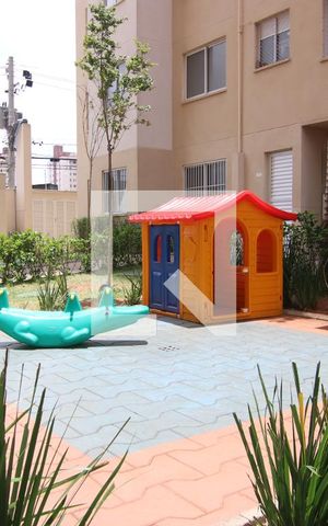 Apartamento para alugar com 41m², 2 quartos e sem vagaÁrea comum - Playground
