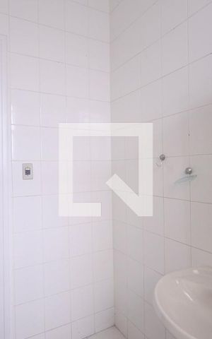 Casa para alugar com 140m², 3 quartos e 1 vaga Casa para alugar com 140m², 3 quartos e 1 vagaBanheiro 1