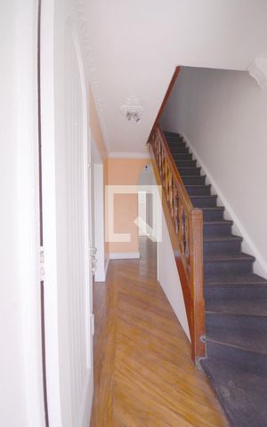 Casa para alugar com 140m², 3 quartos e 1 vaga Casa para alugar com 140m², 3 quartos e 1 vagaEntrada
