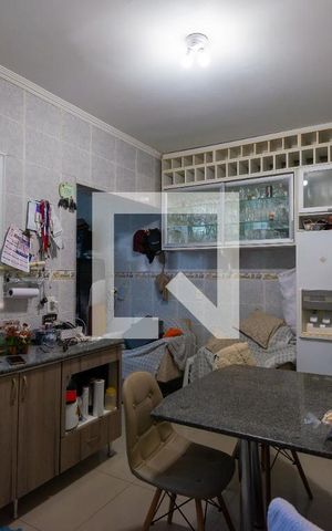Casa à venda com 170m², 3 quartos e 7 vagas Casa à venda com 170m², 3 quartos e 7 vagasCozinha