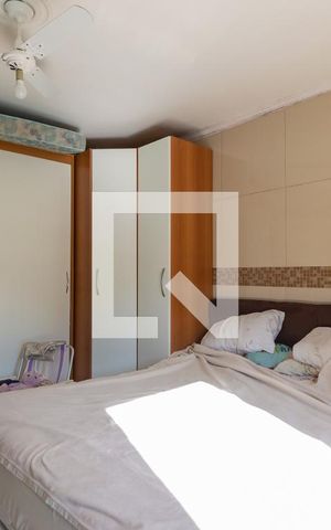 Casa à venda com 170m², 3 quartos e 7 vagas Casa à venda com 170m², 3 quartos e 7 vagasSuíte