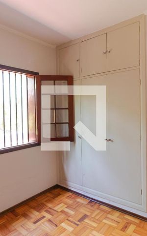 Casa à venda com 137m², 2 quartos e 2 vagas Casa à venda com 137m², 2 quartos e 2 vagasQuarto 02