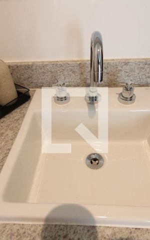Apartamento à venda com 40m², 1 quarto e 1 vagaBanheiro 