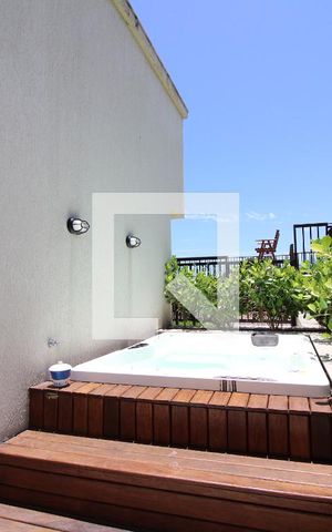 Apartamento à venda com 40m², 1 quarto e 1 vagaÁrea comum