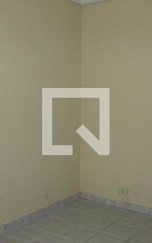 Casa para alugar com 40m², 1 quarto e 1 vagaQuarto