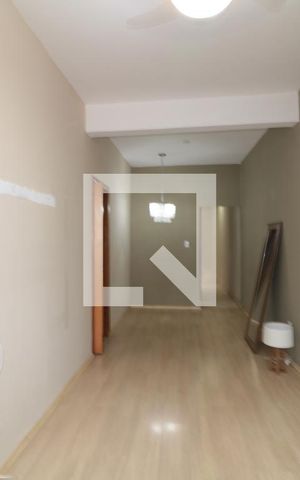 Apartamento para alugar com 90m², 2 quartos e sem vagaSala