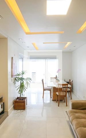 Apartamento à venda com 100m², 3 quartos e 2 vagas Apartamento à venda com 100m², 3 quartos e 2 vagasSala