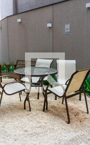 Studio à venda com 28m², 1 quarto e sem vagaÁrea comum