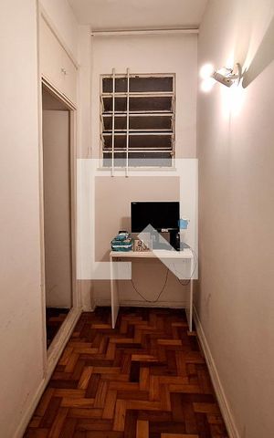 Apartamento à venda com 142m², 3 quartos e sem vaga Apartamento à venda com 142m², 3 quartos e sem vagaEscritório