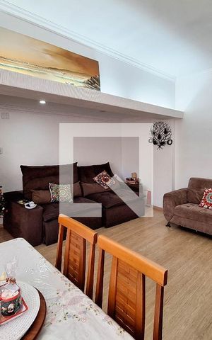 Apartamento à venda com 142m², 3 quartos e sem vaga Apartamento à venda com 142m², 3 quartos e sem vagaSala