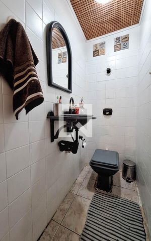Apartamento à venda com 142m², 3 quartos e sem vaga Apartamento à venda com 142m², 3 quartos e sem vagaLavabo