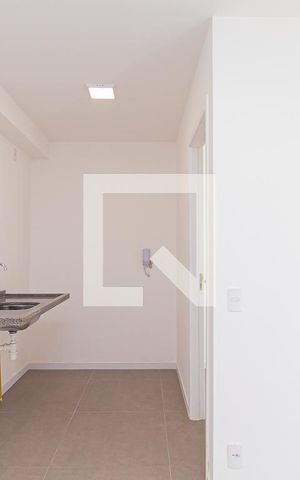 Apartamento à venda com 33m², 2 quartos e sem vaga Apartamento à venda com 33m², 2 quartos e sem vagaSala