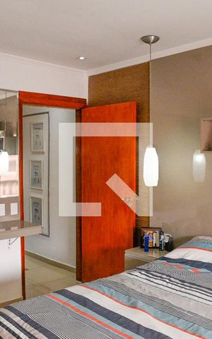 Casa à venda com 200m², 3 quartos e 2 vagas Casa à venda com 200m², 3 quartos e 2 vagasQuarto 3