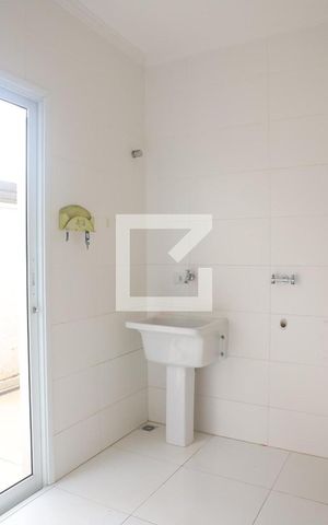 Casa de condomínio à venda com 175m², 3 quartos e 2 vagasÁrea de Serviço