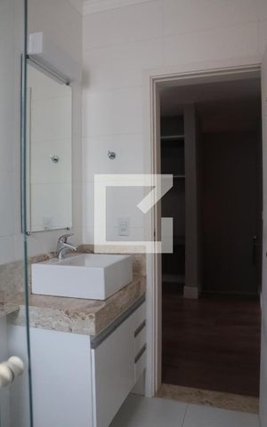 Casa de condomínio à venda com 175m², 3 quartos e 2 vagasBanheiro