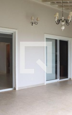 Casa de condomínio à venda com 175m², 3 quartos e 2 vagasChurrasqueira