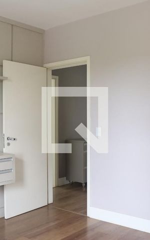 Casa de condomínio à venda com 175m², 3 quartos e 2 vagasQuarto Suíte