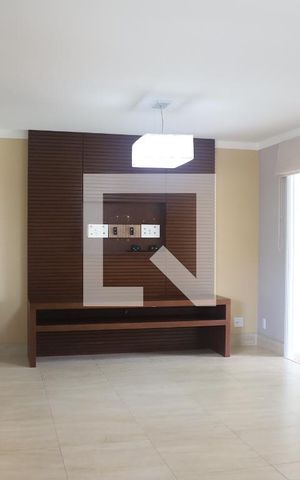 Casa de condomínio à venda com 175m², 3 quartos e 2 vagasCopa