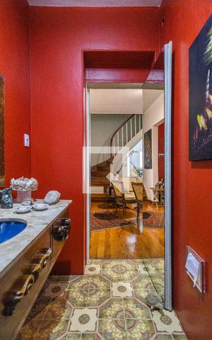 Casa à venda com 440m², 5 quartos e 2 vagasLavabo 2