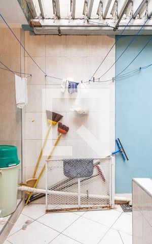 Casa à venda com 440m², 5 quartos e 2 vagasÁrea de Serviço