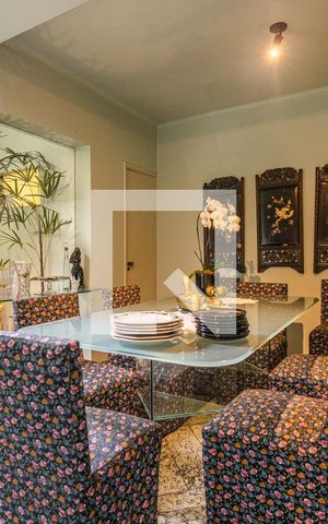 Casa à venda com 440m², 5 quartos e 2 vagasSala de Jantar