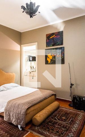 Casa à venda com 440m², 5 quartos e 2 vagasSuíte
