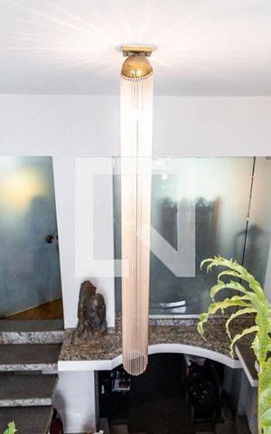 Casa à venda com 440m², 5 quartos e 2 vagasEntrada 2