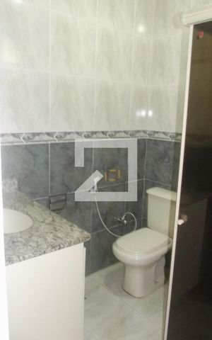 Casa à venda com 95m², 2 quartos e sem vagaBanheiro 