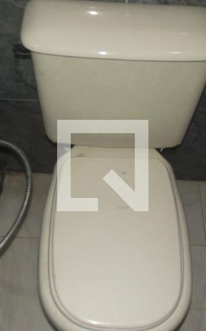 Casa à venda com 95m², 2 quartos e sem vagaBanheiro 