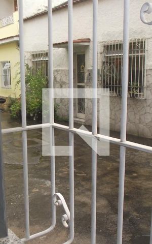 Casa à venda com 95m², 2 quartos e sem vagaVista 