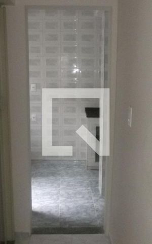 Casa à venda com 95m², 2 quartos e sem vagaCorredor 
