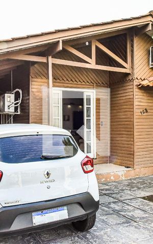 Casa à venda com 130m², 3 quartos e 3 vagas Casa à venda com 130m², 3 quartos e 3 vagasGaragem