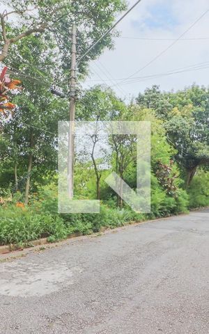 Casa à venda com 120m², 4 quartos e sem vaga Casa à venda com 120m², 4 quartos e sem vagaVista Rua