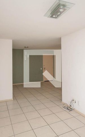 Apartamento à venda com 77m², 3 quartos e 1 vaga Apartamento à venda com 77m², 3 quartos e 1 vagaSala