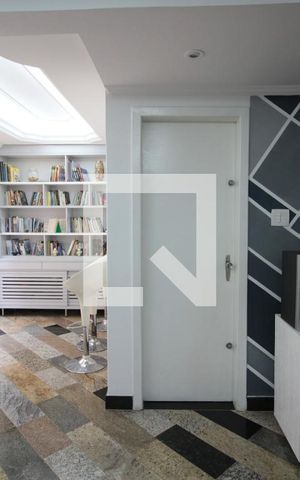 Casa à venda com 450m², 4 quartos e 3 vagasCopa