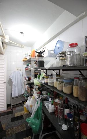 Casa à venda com 450m², 4 quartos e 3 vagasDespensa