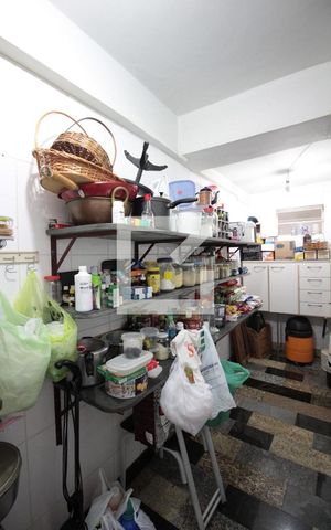 Casa à venda com 450m², 4 quartos e 3 vagasDespensa