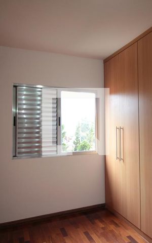 Casa à venda com 450m², 4 quartos e 3 vagasCloset