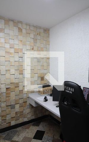 Casa à venda com 450m², 4 quartos e 3 vagasEscritório 1