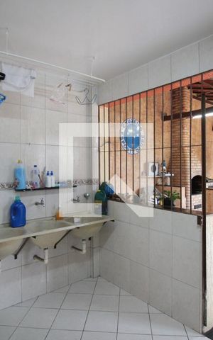 Casa à venda com 450m², 4 quartos e 3 vagasArea de Serviço