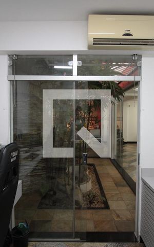 Casa à venda com 450m², 4 quartos e 3 vagasEscritório 1
