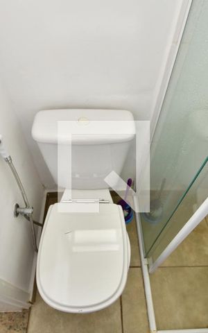 Casa de condomínio para alugar com 81m², 2 quartos e 1 vagaBanheiro Suíte
