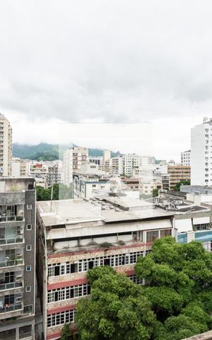 Apartamento à venda com 71m², 2 quartos e 1 vagaVista