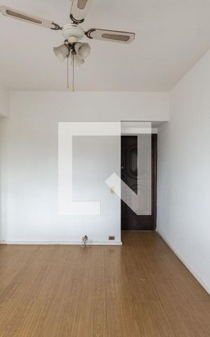 Apartamento à venda com 71m², 2 quartos e 1 vagaSala