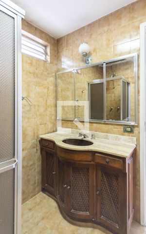 Apartamento à venda com 71m², 2 quartos e 1 vagaBanheiro