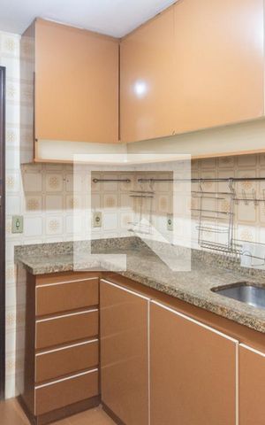 Apartamento à venda com 71m², 2 quartos e 1 vagaCozinha