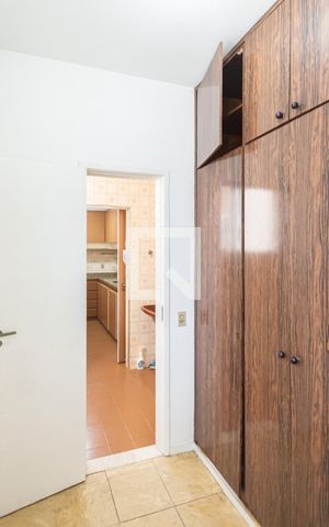 Apartamento à venda com 71m², 2 quartos e 1 vagaQuarto de Serviço